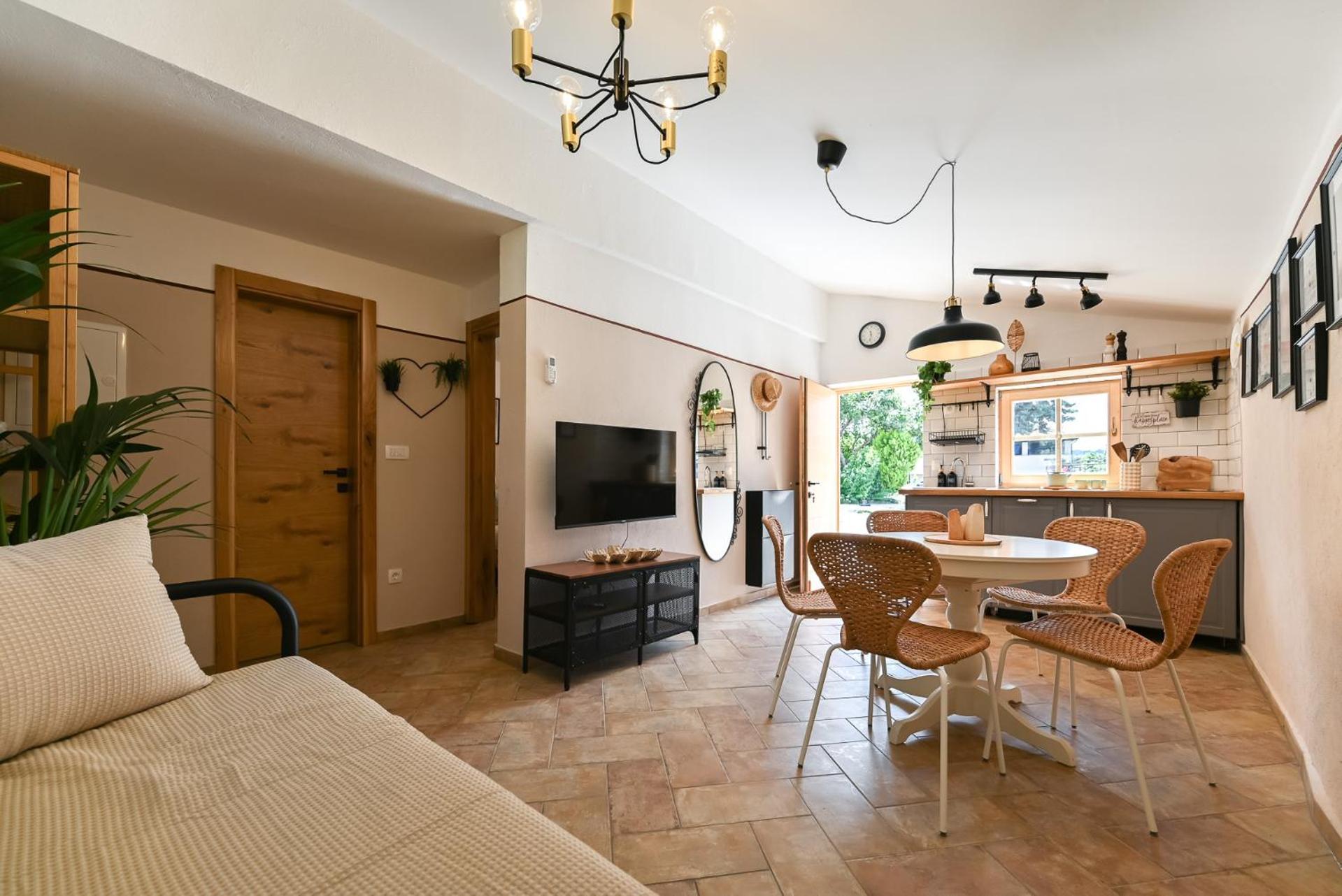 Medanni - Boutique House In Nature With Pool Izola Bagian luar foto